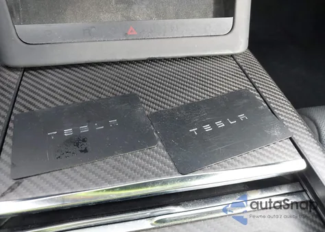 2023 Tesla Model S Plaid Tri Motor All-Wheel Drive from USA, damaged, VIN 5YJSA1E60PF513950